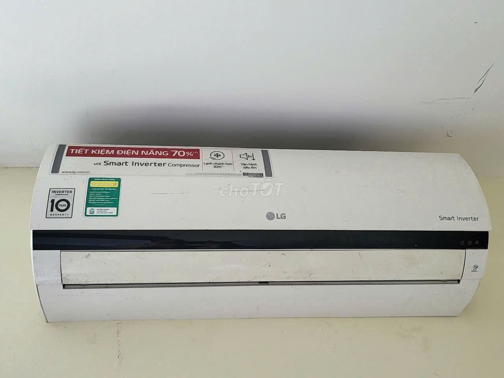 máy lạnh LG trắng 1hp inverter 2020 mới 90 %