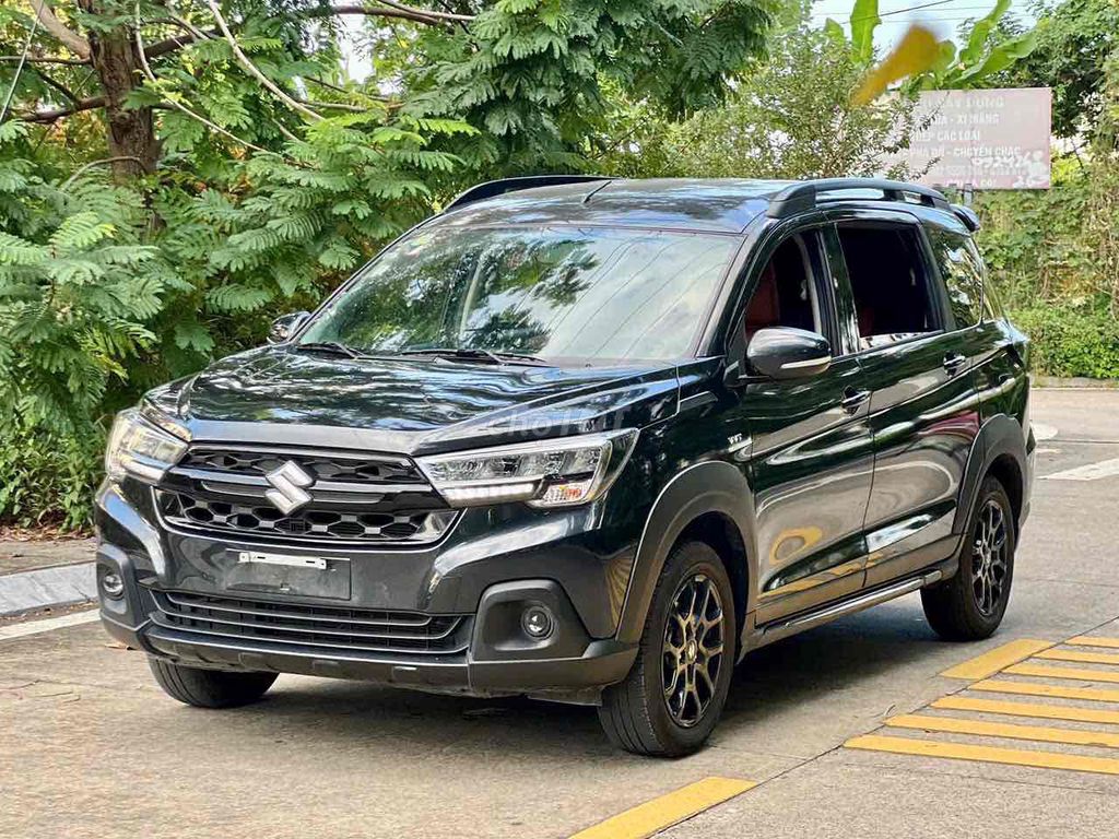 Suzuki XL7 1.5 AT Hybrid 2026 почти новый