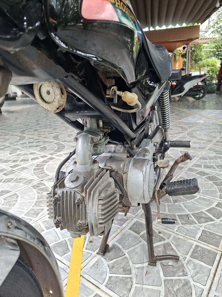 Bán xe Honda Win 100 indo, biển số 19- 321V3, gtdd. Mua bán Xe máy tại Thành phố Thuận An Bình Dương được đăng bởi Bá Tôn hình 5