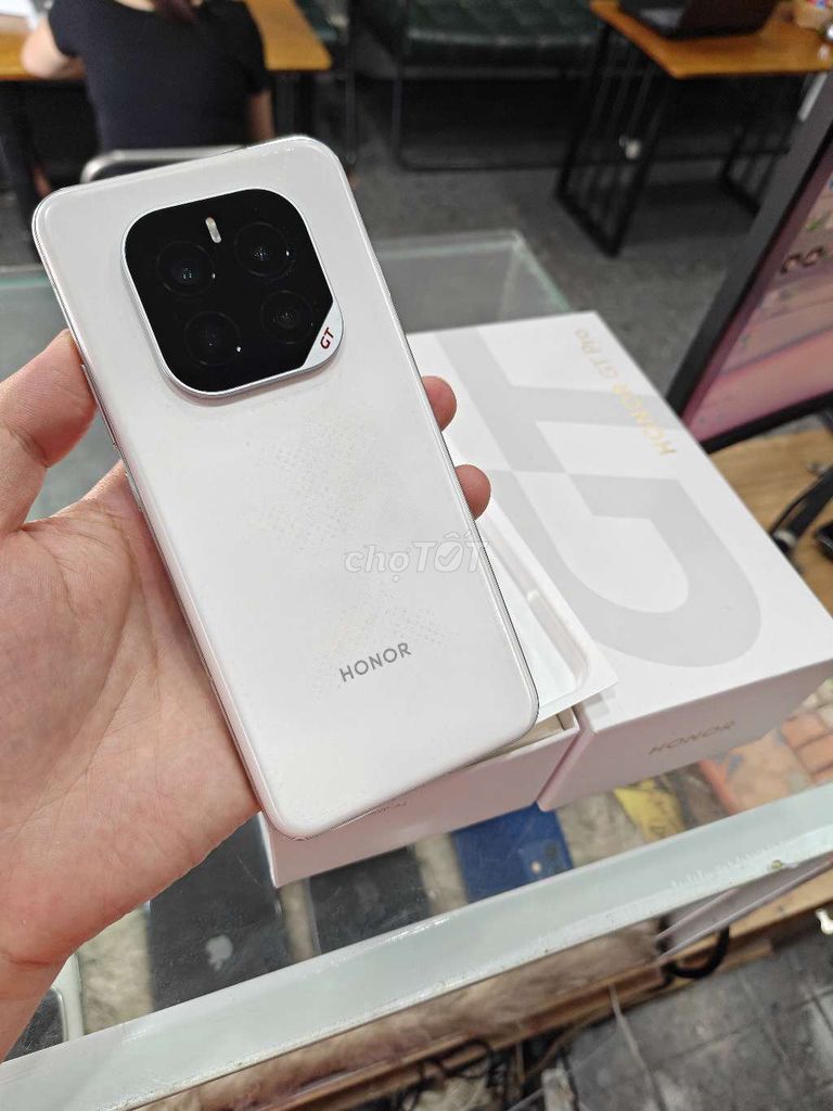 Honor GT Pro 16GB/512GB Trắng. Mua bán Điện thoại tại Thành phố Buôn Ma Thuột Đắk Lắk được đăng bởi Định Phone47 hình 1