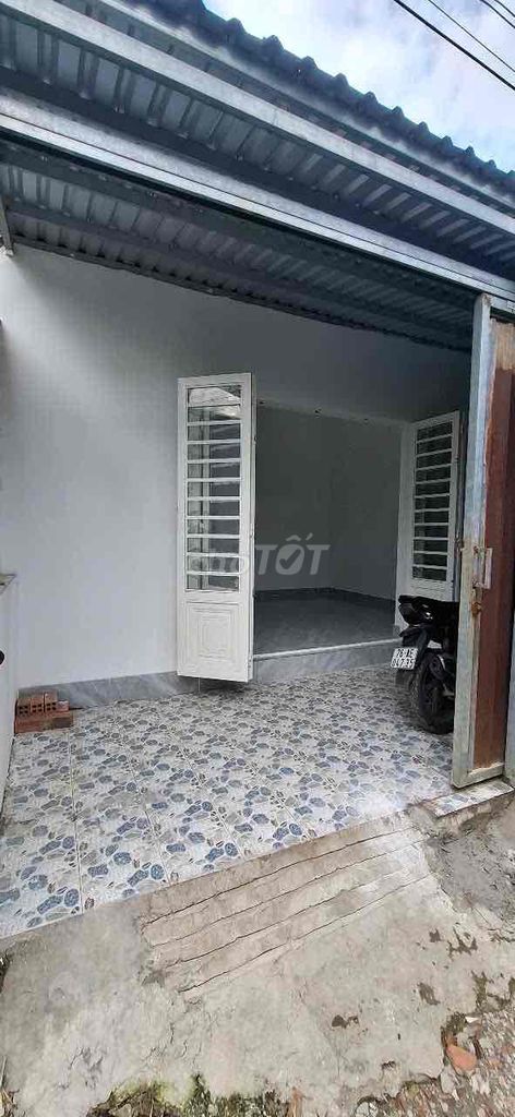 nhà mới, hẻm 2,5m yên tĩnh, đồng hồ điện riêng