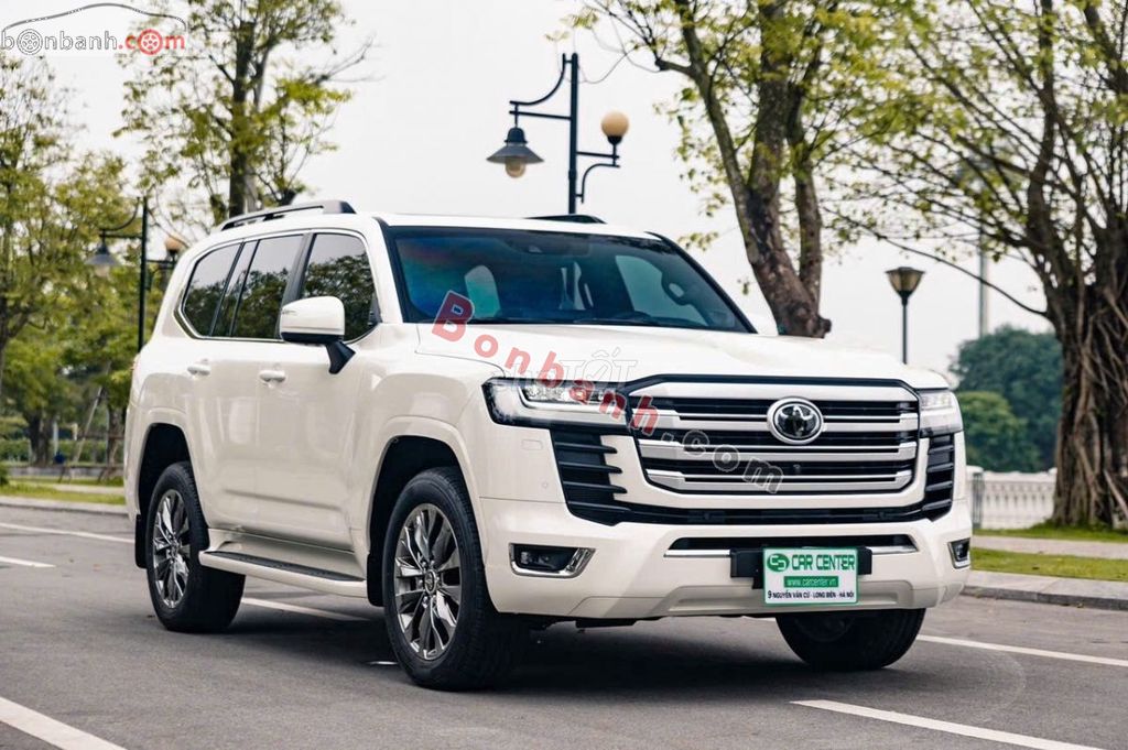 LAND CRUISER LC300. Mua bán Ô tô tại Quận Long Biên Hà Nội được đăng bởi Phạm Văn Vương hình 3