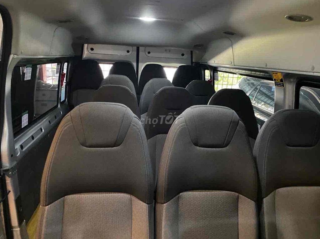 Ford Transit 2024 MCA Tiêu chuẩn - 76000 km. Mua bán Ô tô tại Quận 3 Tp Hồ Chí Minh được đăng bởi Duy Vỹ hình 5