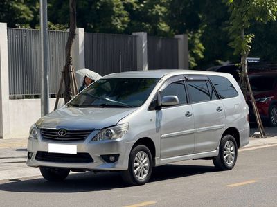 Toyota Innova 2013 2.0 G 100.000 km. Mua bán Ô tô tại Quận Cầu Giấy Hà Nội được đăng bởi ĐẶNG QUANG HUY