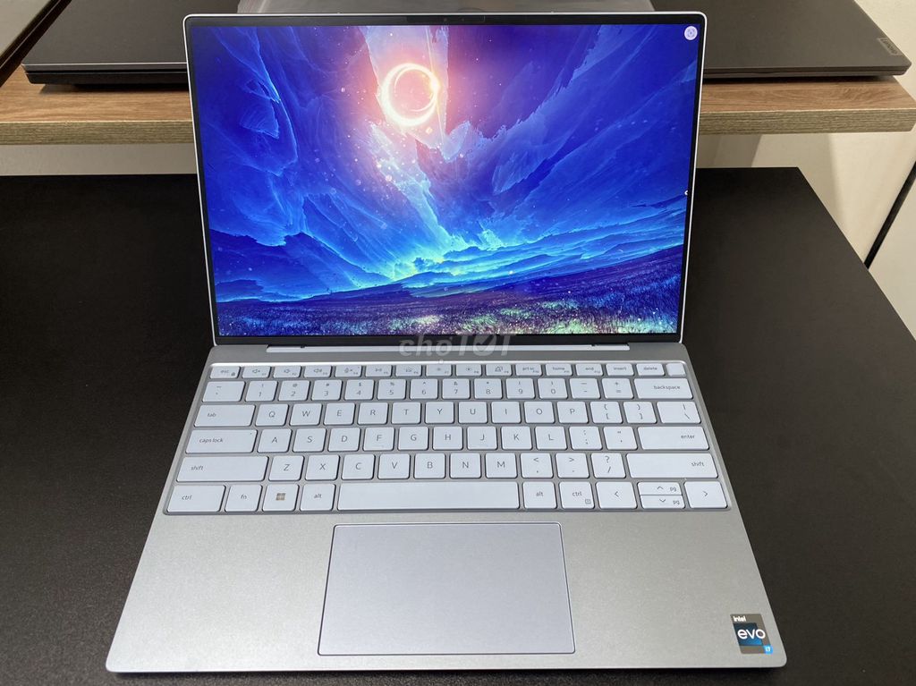 Dell XPS 9315 i5-1230U 13.4 inch 16GB/512GB Bạc. Mua bán Laptop tại Quận Gò Vấp Tp Hồ Chí Minh được đăng bởi DuyStore hình 1