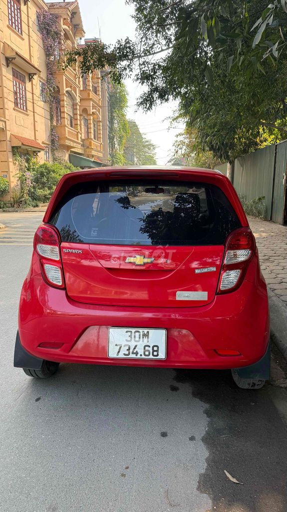Chevrolet Spark 2018 Đỏ 9 vạn Số sàn. Mua bán Ô tô tại Huyện Đông Anh Hà Nội được đăng bởi thành hải mua bán điện thoại cũ hình 6