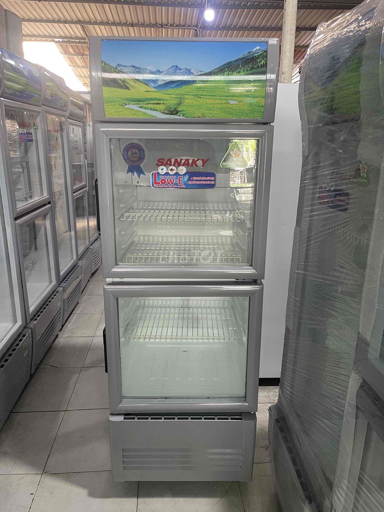 Thanh lý tủ mát Sanaky 180L chạy tốt có ship. Mua bán Tủ lạnh tại Quận 4 Tp Hồ Chí Minh được đăng bởi Pi trần hình 1