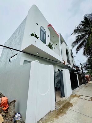Nhà Mỹ Thạnh Mỹ Phong sát quảng trường trung tâm tỉnh Tiền Giang. Mua bán Nhà ở tại Thành phố Mỹ Tho Tiền Giang được đăng bởi Nguyễn Thị Mỹ Tho