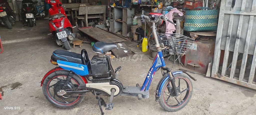 Xe đạp điện màu Xanh dương. Mua bán Xe điện tại Thành phố Biên Hòa Đồng Nai được đăng bởi Nguyên ngọc thanh hình 3