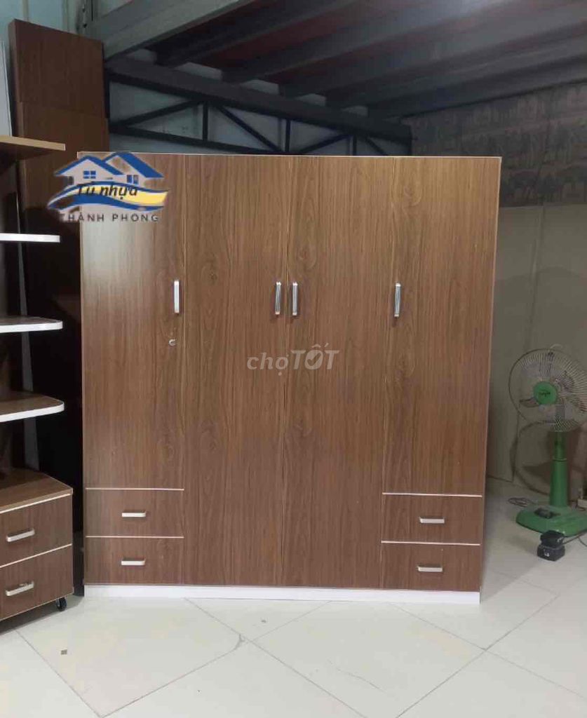 Tủ quần áo// Tủ quần áo 4 cánh. Mua bán Tủ, kệ gia đình tại Thành phố Thủ Đức Tp Hồ Chí Minh được đăng bởi Ngọc Lan hình 1