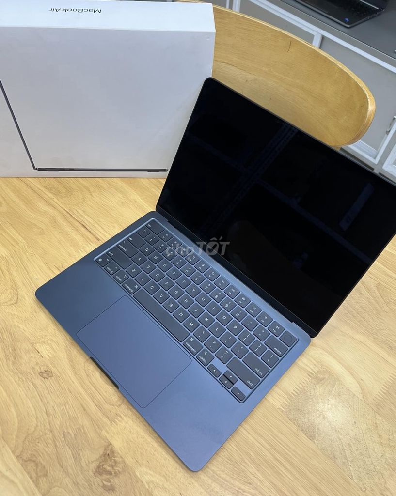[Nét căng] Apple Macbook Air M2 16G/256G Pin 100%. Mua bán Laptop tại Thành phố Qui Nhơn Bình Định được đăng bởi NGỌC PHÚC LAPTOPS hình 1