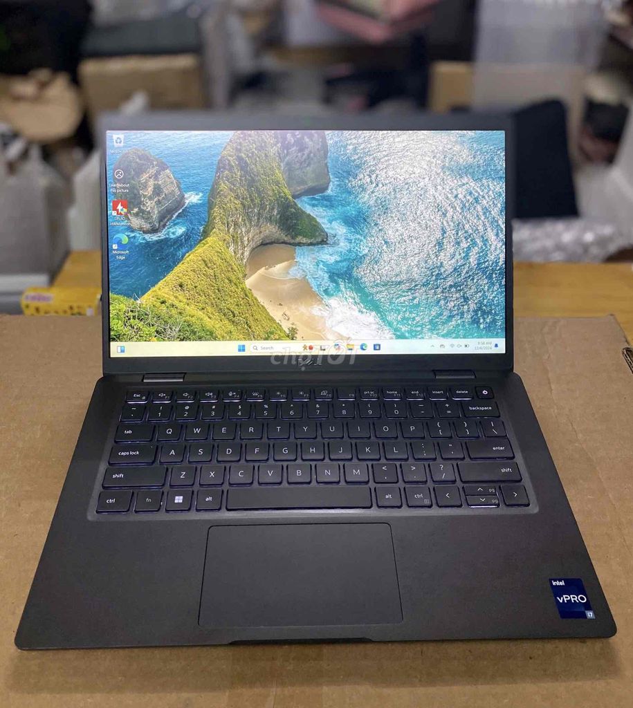 Dell latitude 7330 i7 1265U/16/256 13inch Fhd