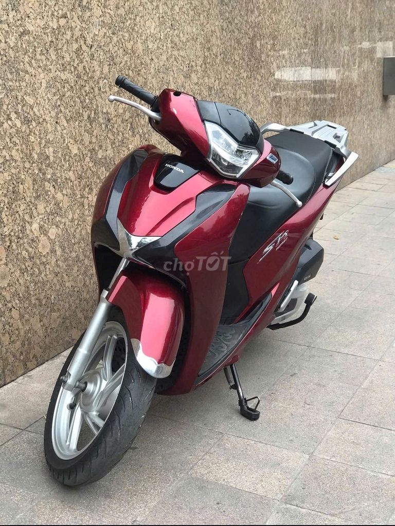 Xe máy Honda SH 125 đời 2018 màu đỏ 128401687