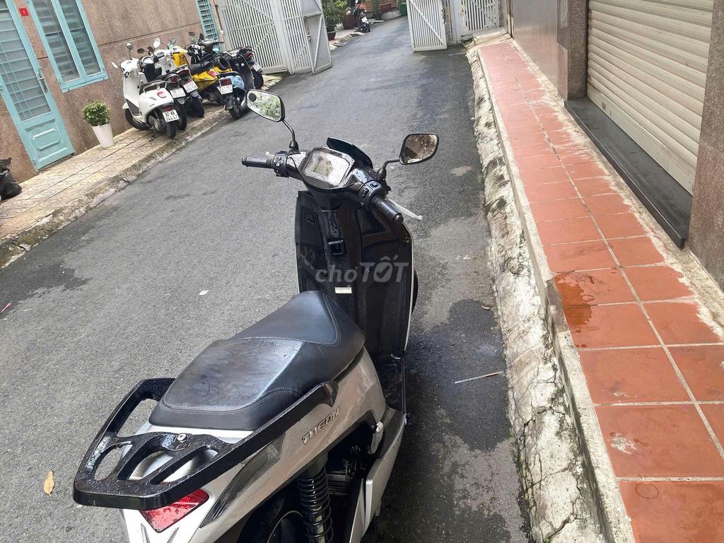 XE VINFAST THEON MÀU XÁM - Cực chất. Mua bán Xe điện tại Quận Tân Bình Tp Hồ Chí Minh được đăng bởi EVBATTERY hình 4