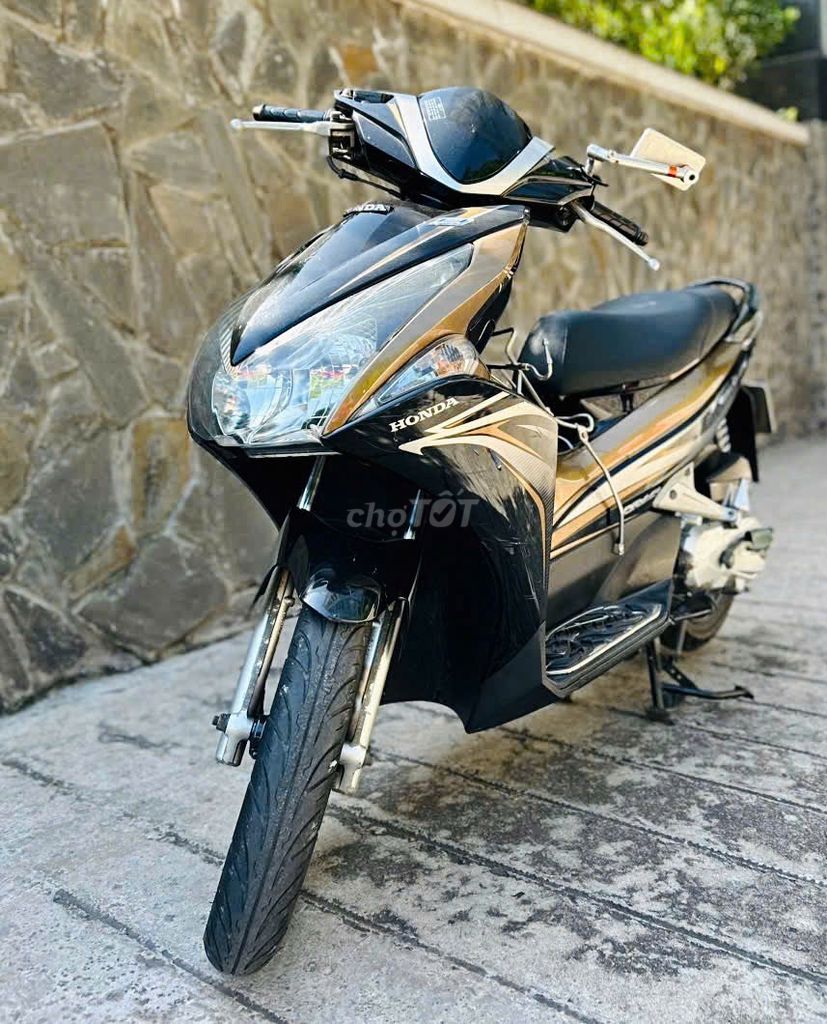 Dư xe AB 2012 zin chính chủ nữ trung niên chạy kỹ. Mua bán Xe máy tại Huyện Lấp Vò Đồng Tháp được đăng bởi Ss Đỗ hình 3