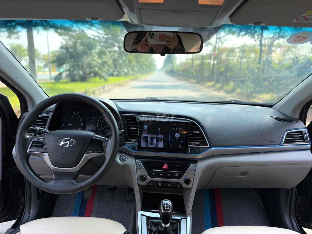 Hyundai Elantra 2017 1.6 MT - 90000 km. Mua bán Ô tô tại Huyện Gia Lộc Hải Dương được đăng bởi Nhất Tín Ô Tô Hải Dương hình 8