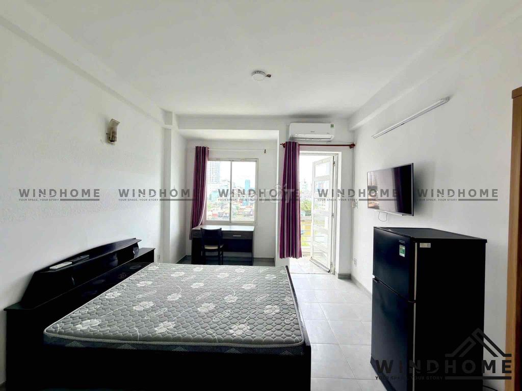 PHÒNG BAN CÔNG FULL NỘI THẤT KẾ BÊN UFM VÀ TDT RMIT TIỆN QUA UEH