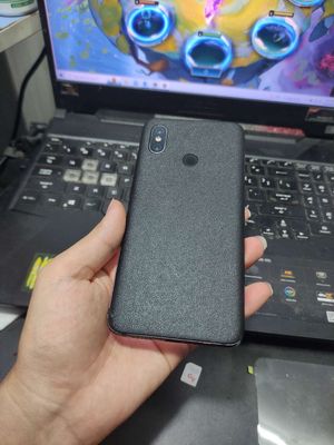 Xiaomi Mi 8 Cần bán q12