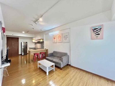 Phòng đẹp thoáng, sáng. Dể decor. Căn 55m+