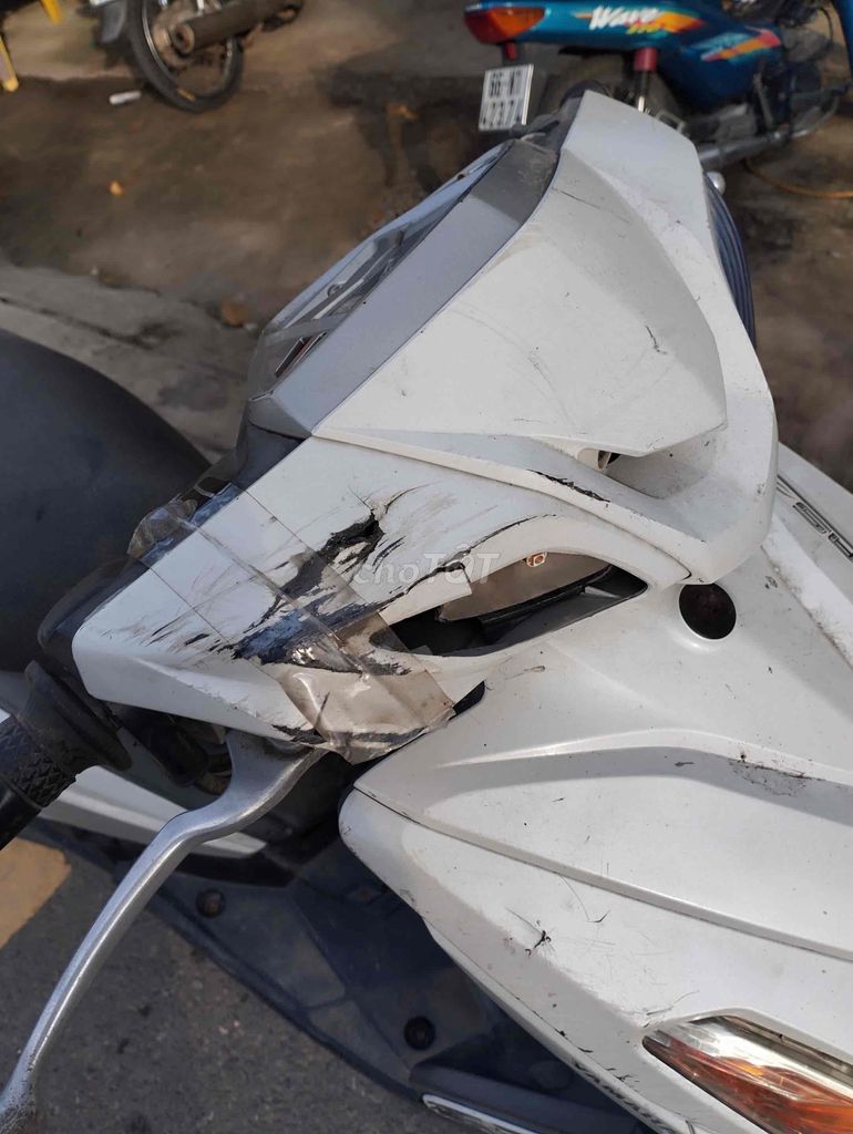 can ban luvias. Mua bán Xe máy tại Thị xã Bình Minh Vĩnh Long được đăng bởi Nguyễn quốc duy hình 4