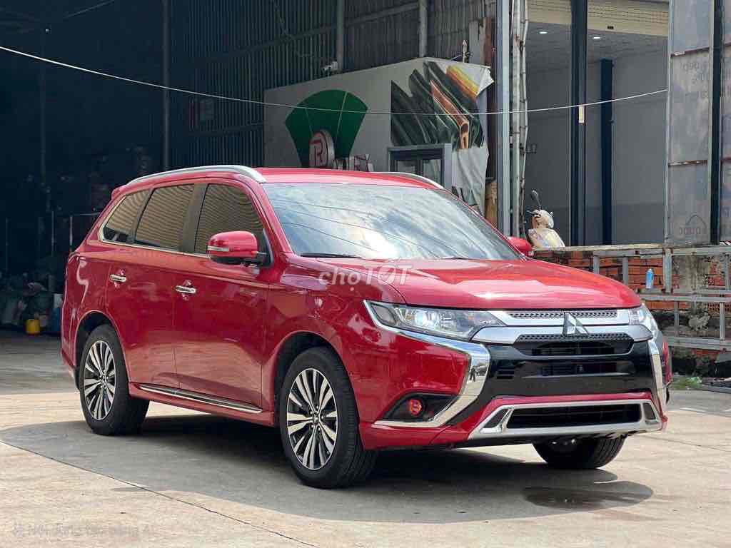 Mitsubishi Outlander 2022 2.0 CVT - 47000 km. Mua bán Ô tô tại Quận Long Biên Hà Nội được đăng bởi Van Thanh hình 5