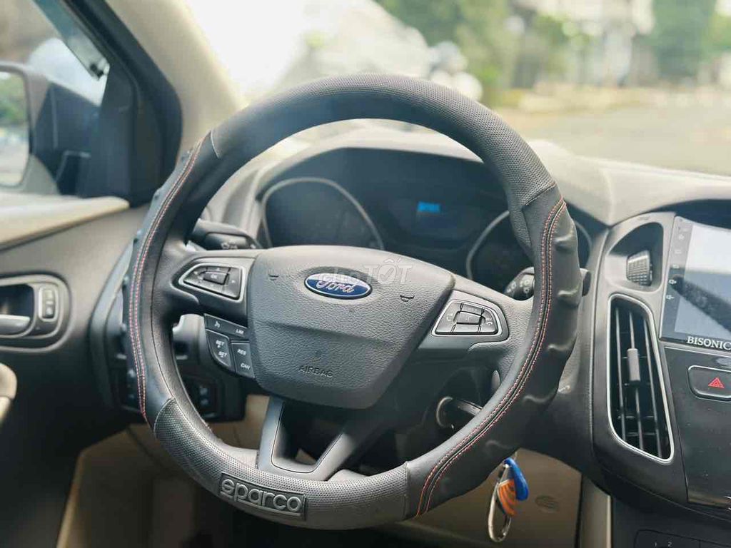 Ford Focus 2018 Titanium 1.5L - 46000 km. Mua bán Ô tô tại Quận Tân Phú Tp Hồ Chí Minh được đăng bởi Dũng sale ô tô hình 12