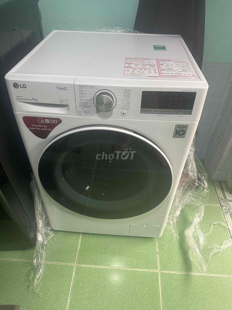 Máy giặt LG 9kg inverter cảm ứng đời mới 98%. Mua bán Máy giặt tại Quận Bình Tân Tp Hồ Chí Minh được đăng bởi Cơ Điện Lạnh NK hình 1