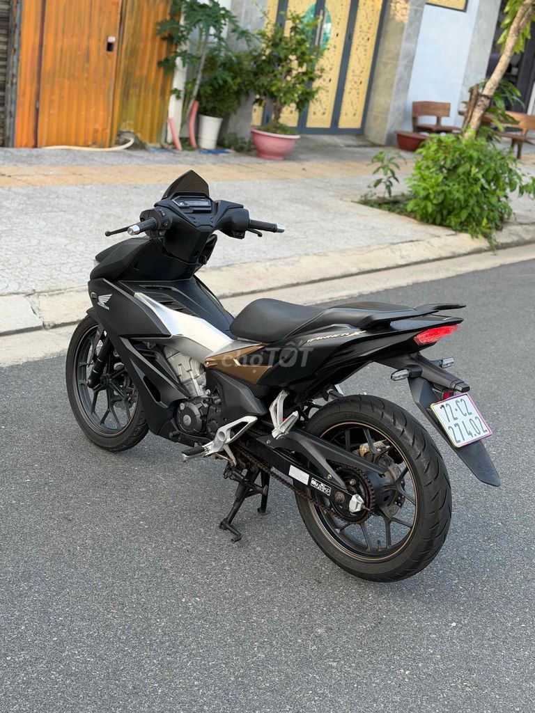 Хонда Виннер X V2 ABS черная