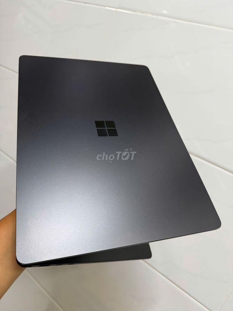 Surface Laptop 7 X Elite 15 inch 32GB/1TB. Mua bán Laptop tại Quận Tân Bình Tp Hồ Chí Minh được đăng bởi Nguyễn Phi triều hình 1
