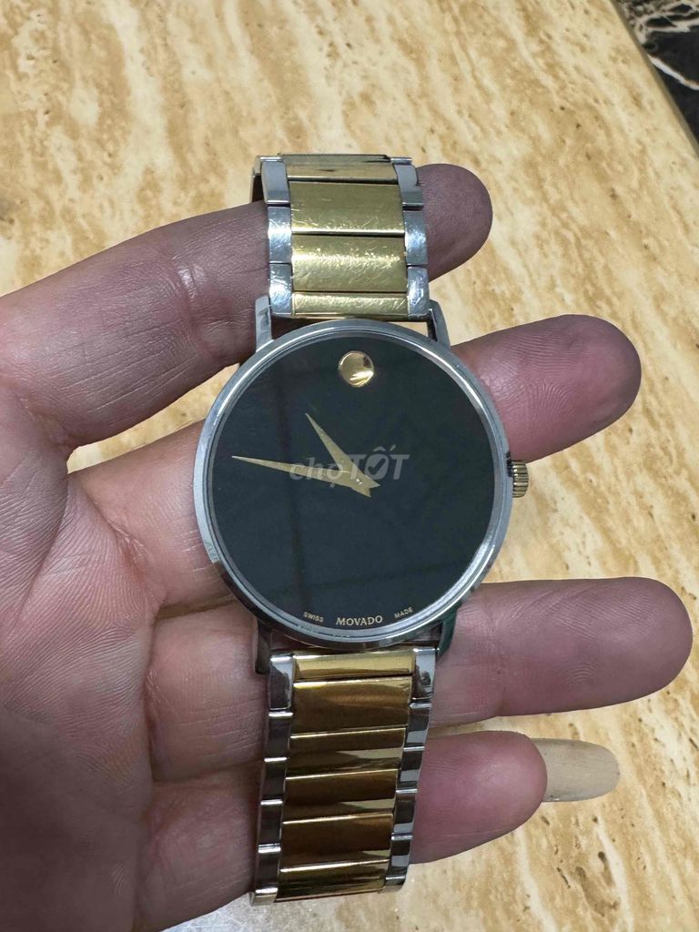 Movado đờmi vàng size 40mm.Độ mỏng 6mm.