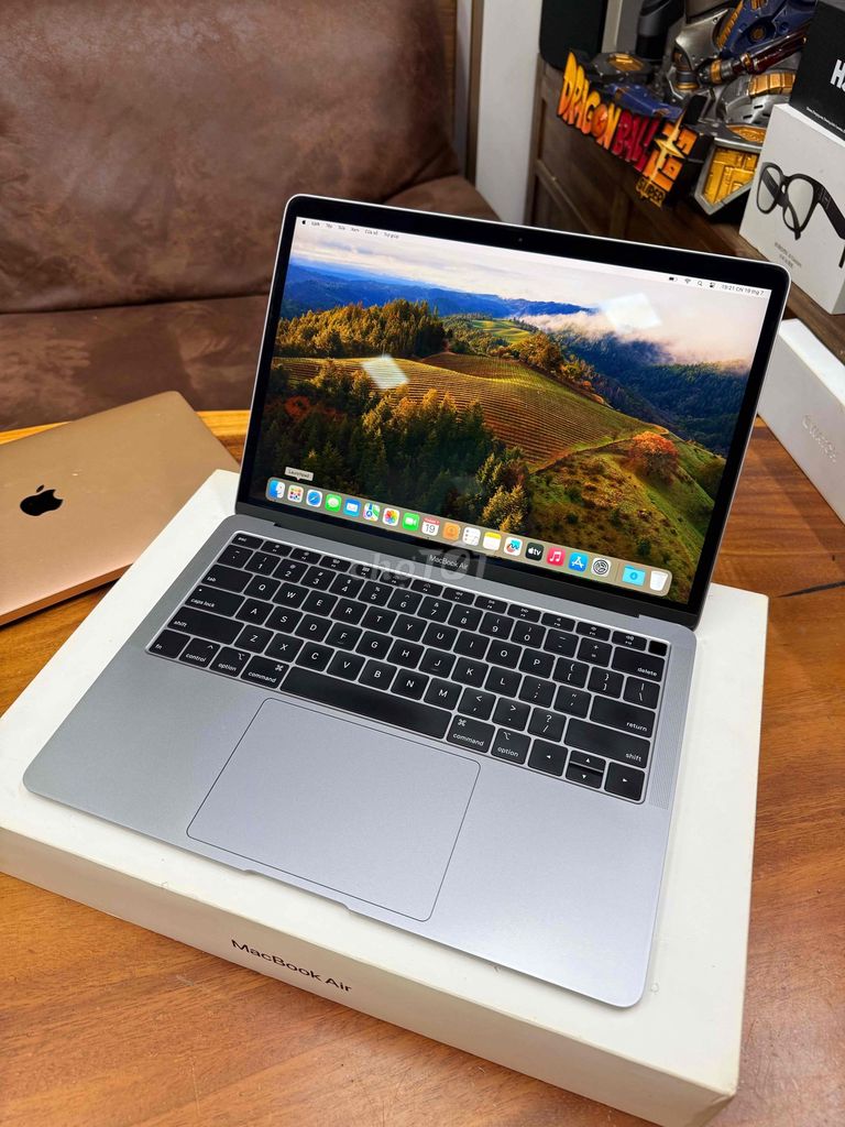 Apple Macbook Air 13 i5 8GB/128GB 2019 Xám. Mua bán Laptop tại Thành phố Thủ Dầu Một Bình Dương được đăng bởi ĐĂNG KHOA SERVICE CENTER hình 1