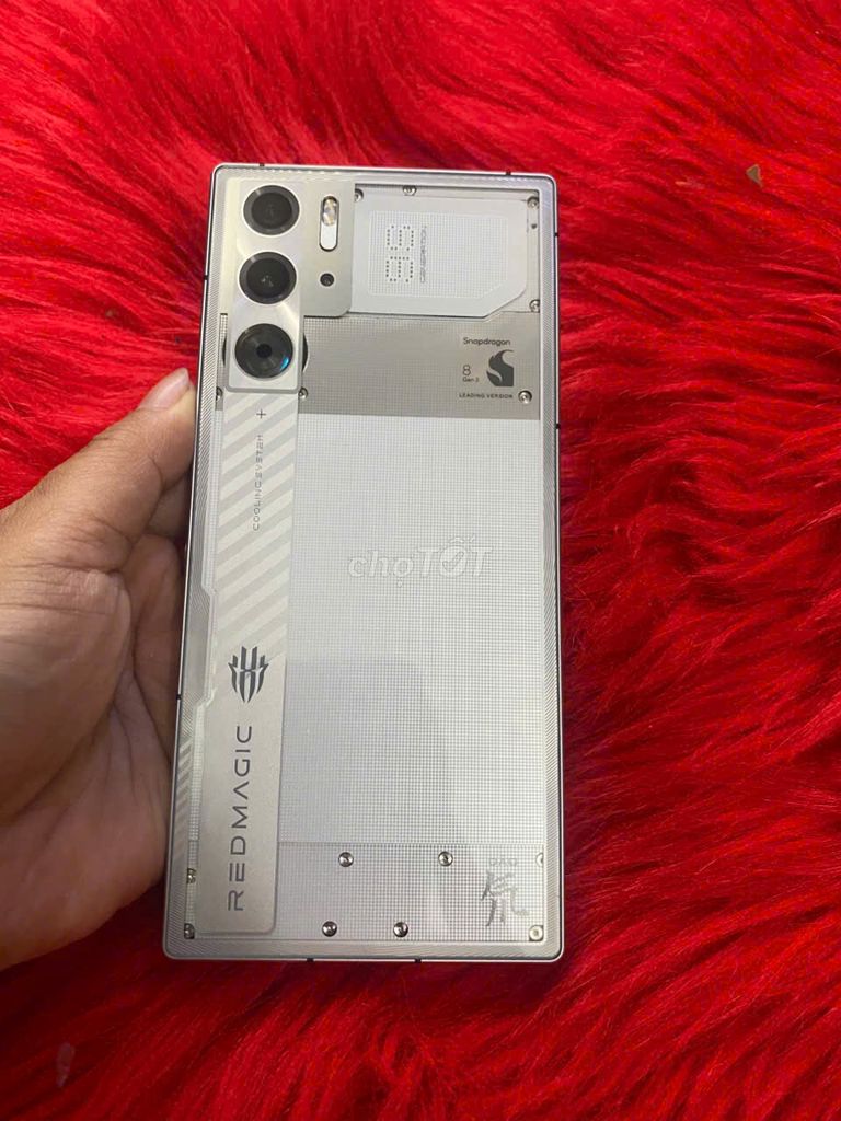Nubia Red Magic 9s Pro 256GB Lưng trong 99%. Mua bán Điện thoại tại Quận Tân Bình Tp Hồ Chí Minh được đăng bởi LUCKY PHONE VN hình 1