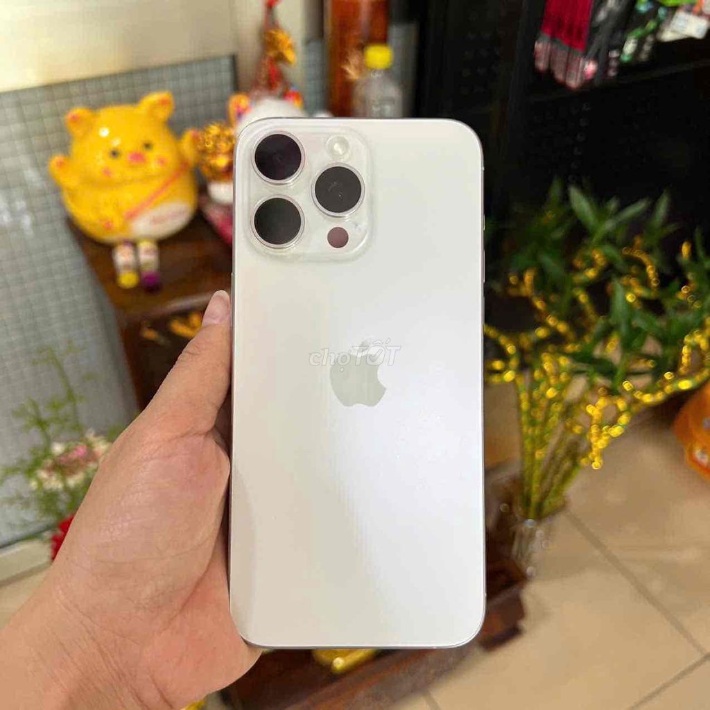 📱iPhone 15 Pro Max Trắng Nguyên Zin pin cao. Mua bán Điện thoại tại Quận Sơn Trà Đà Nẵng được đăng bởi DuyNhat hình 1