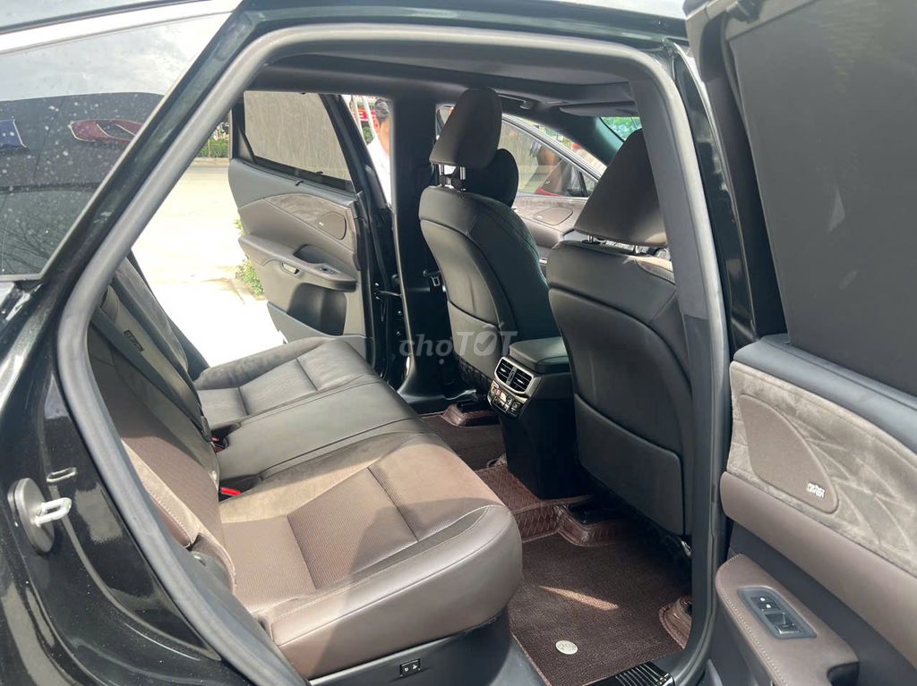 Lexus RX350 Luxury 2023 Đen 40000 km. Mua bán Ô tô tại Quận Bắc Từ Liêm Hà Nội được đăng bởi Trần Mai Đình Đình hình 4