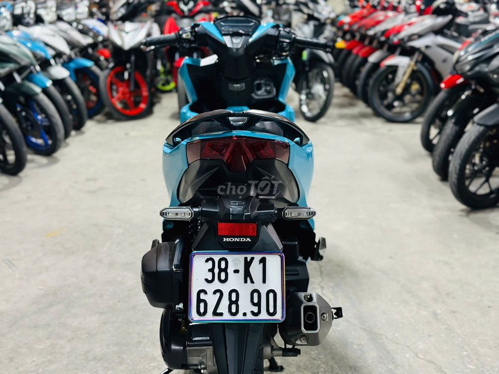 XE MÁYTHANH TÙNG_VARIO 150 FI XANH NGUYÊN BẢN 2023. Mua bán Xe máy tại Quận Nam Từ Liêm Hà Nội được đăng bởi THANH TÙNG hình 4