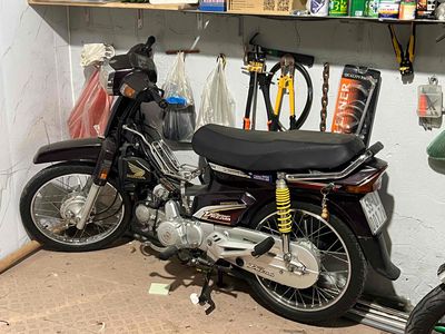 super Dream kiển. Mua bán Xe máy tại Quận 8 Tp Hồ Chí Minh được đăng bởi Thuận Thiên  hình 1