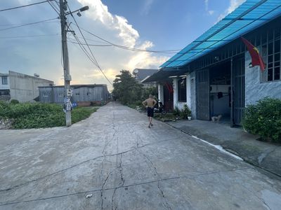 VỀ QUÊ CẦN BÁN LÔ ĐẤT