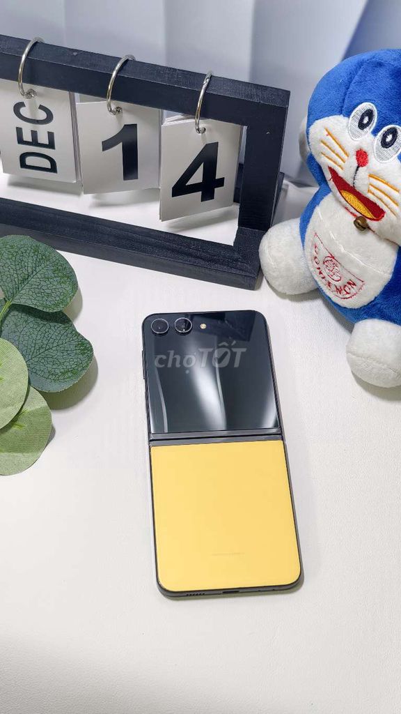 Samsung Z Flip5 512 GB Việt Nam. Mua bán Điện thoại tại Quận 10 Tp Hồ Chí Minh được đăng bởi Nguyễn Nhật hình 1