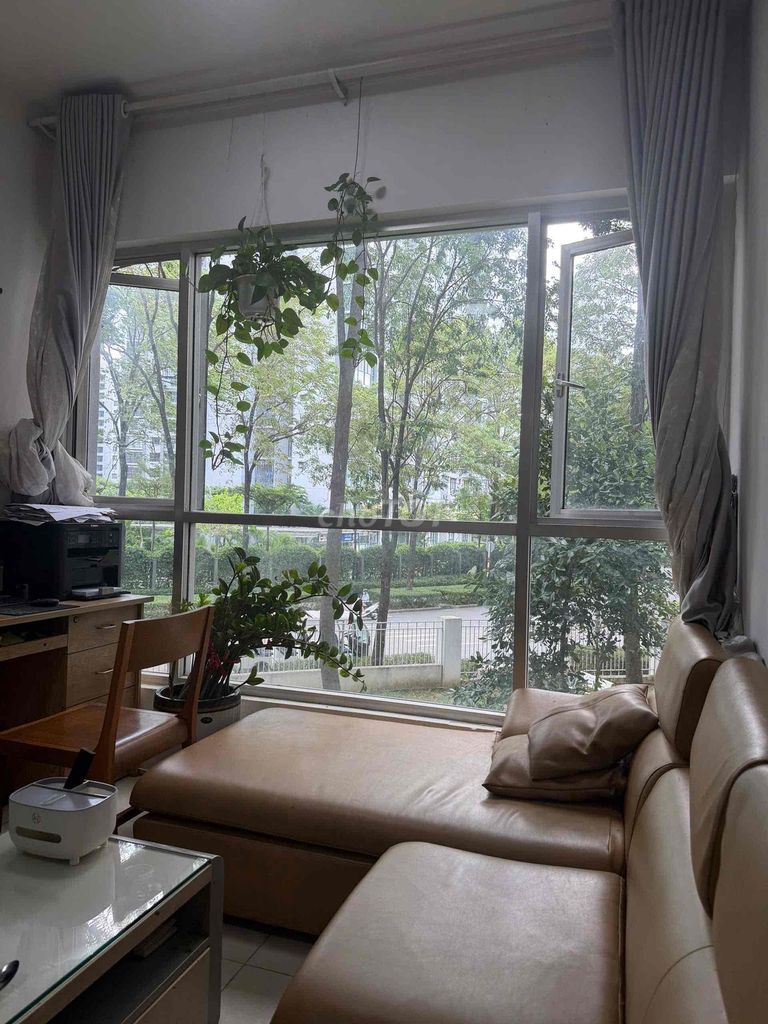 Bán nhanh căn 2PN Ruby, sổ hồng, view công viên, 4.2 tỷ
