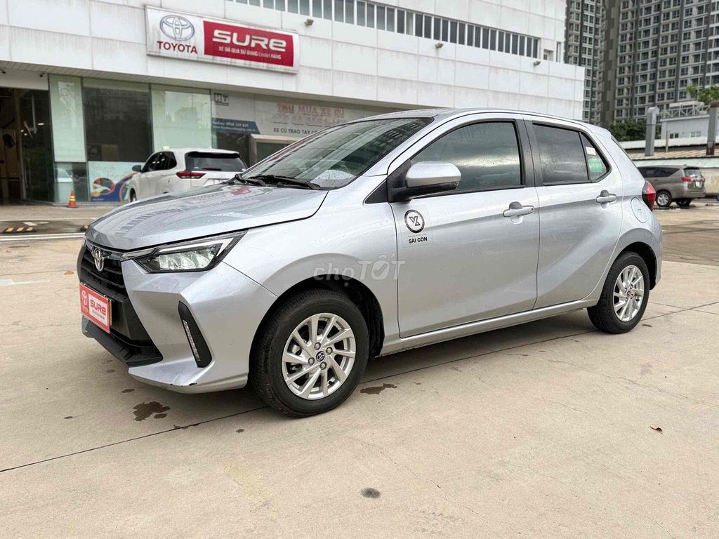 Toyota Wigo 2025 1.2 D-CVT Серебристый Автомат