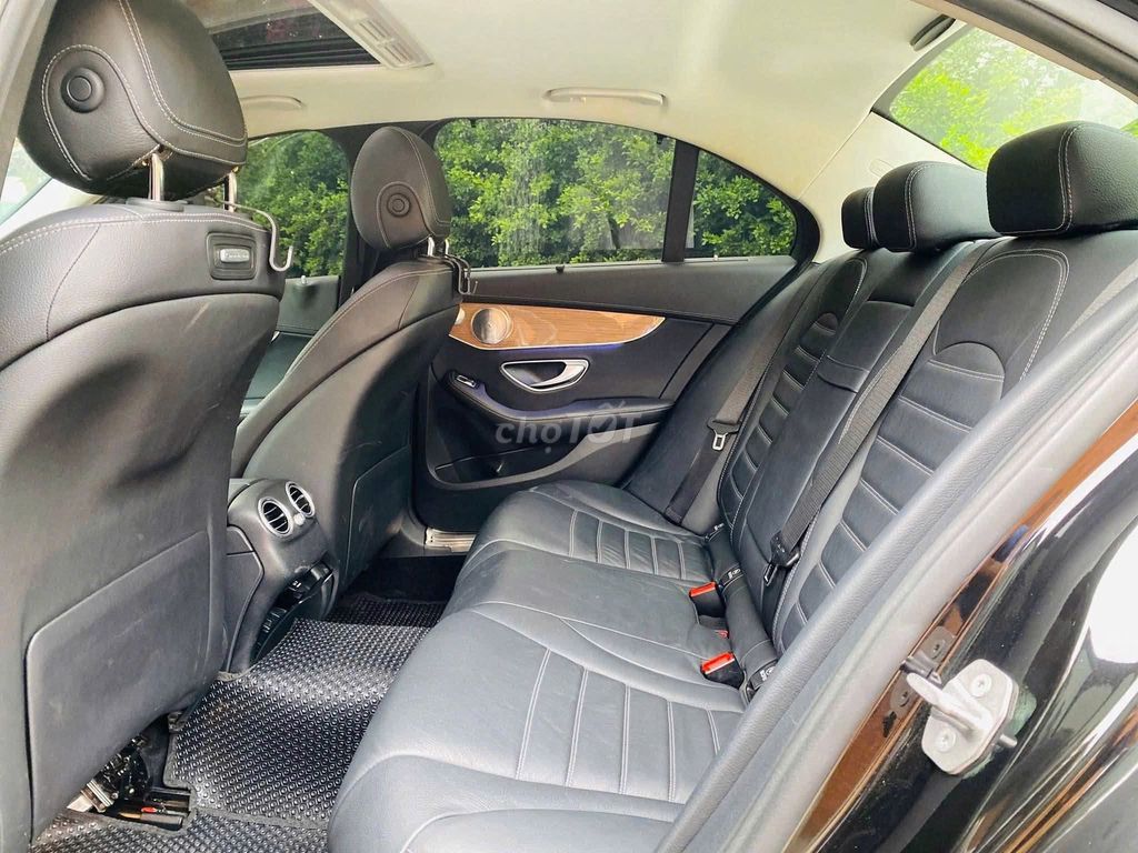 🔺MERCEDES C250 EXCLUSIVE MODEL 2018. Mua bán Ô tô tại Quận 7 Tp Hồ Chí Minh được đăng bởi Tung hình 9
