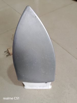 Bàn ủi. Mua bán Nội thất, đồ gia dụng khác tại Quận Cái Răng Cần Thơ được đăng bởi Trương bá Khán