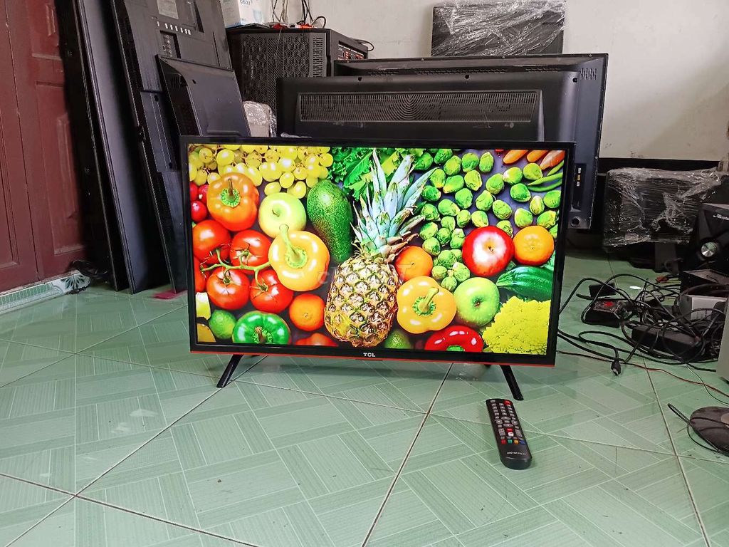 Tivi TCL 32 in Smart Xem YouTube, truyền hình Dt2. Mua bán Tivi, Âm thanh tại Thành phố Biên Hòa Đồng Nai được đăng bởi Điện Tử Nguyễn trung hình 1