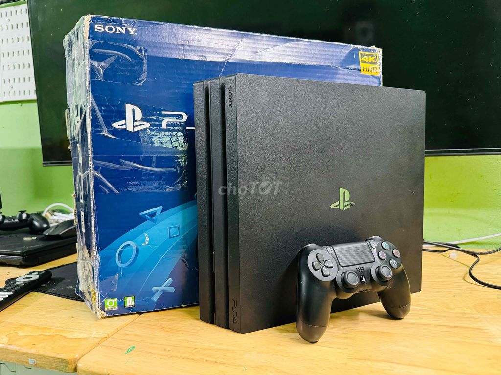 PS4 PRO 7218B HACK 9.00