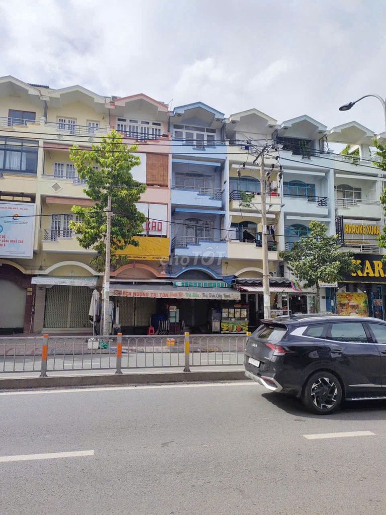 Nhà 4x19.5m, 5 tầng, MT Tạ Quang Bửu, P.5, Q.8