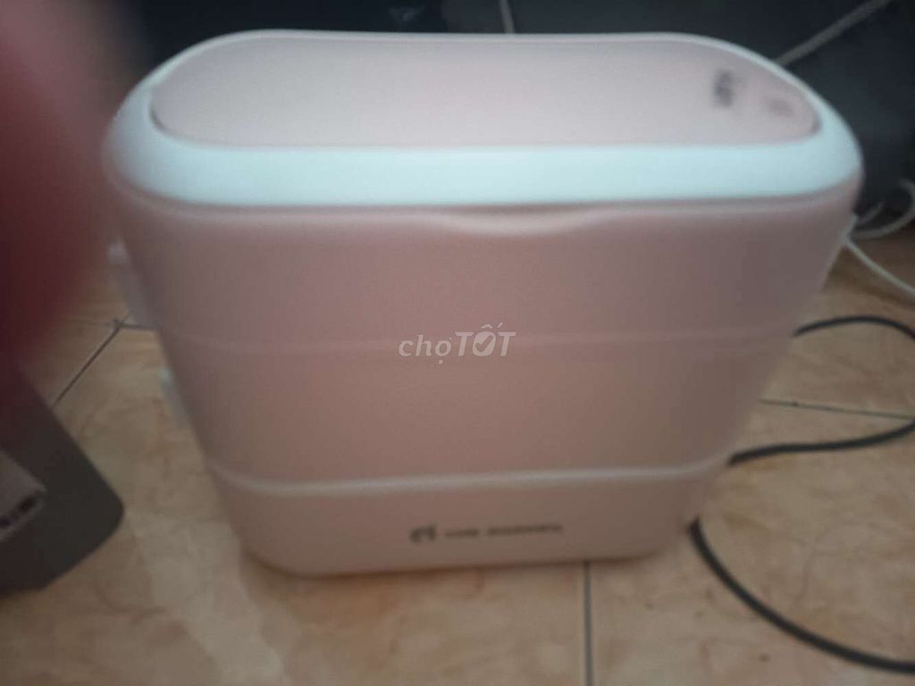 Hộp hâm nóng thức ăn nhỏ gọn màu Hồng. Mua bán Bếp, lò, đồ điện nhà bếp tại Quận Phú Nhuận Tp Hồ Chí Minh được đăng bởi Lê Thị Kim Vy hình 1