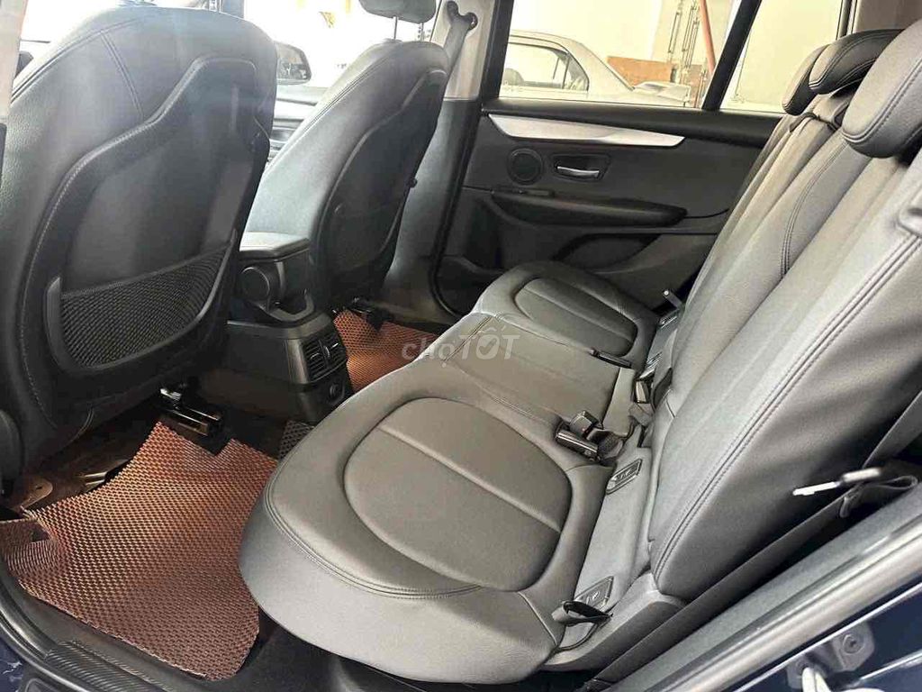 🇻🇳 BMW 218i. Mua bán Ô tô tại Quận 1 Tp Hồ Chí Minh được đăng bởi Thanh Phương hình 7