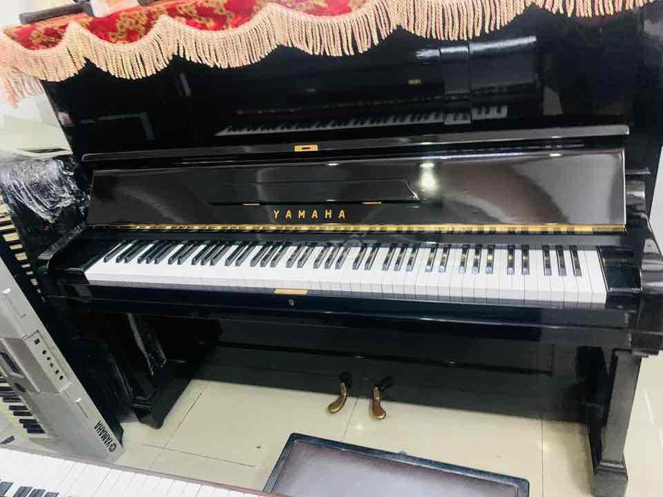 piano cơ Yamaha u2