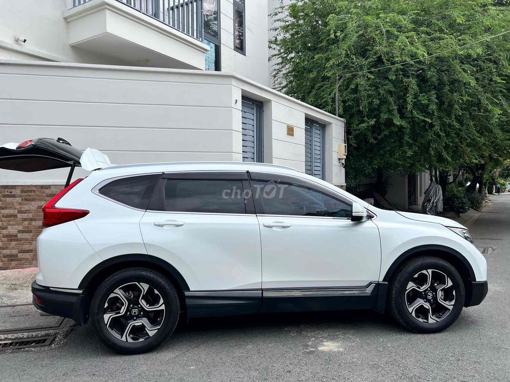 Cần bán nhanh Honda CRV-L 2018 Bản Cao Chính Chủ. Mua bán Ô tô tại Quận Bình Thạnh Tp Hồ Chí Minh được đăng bởi Thu Nguyễn hình 4