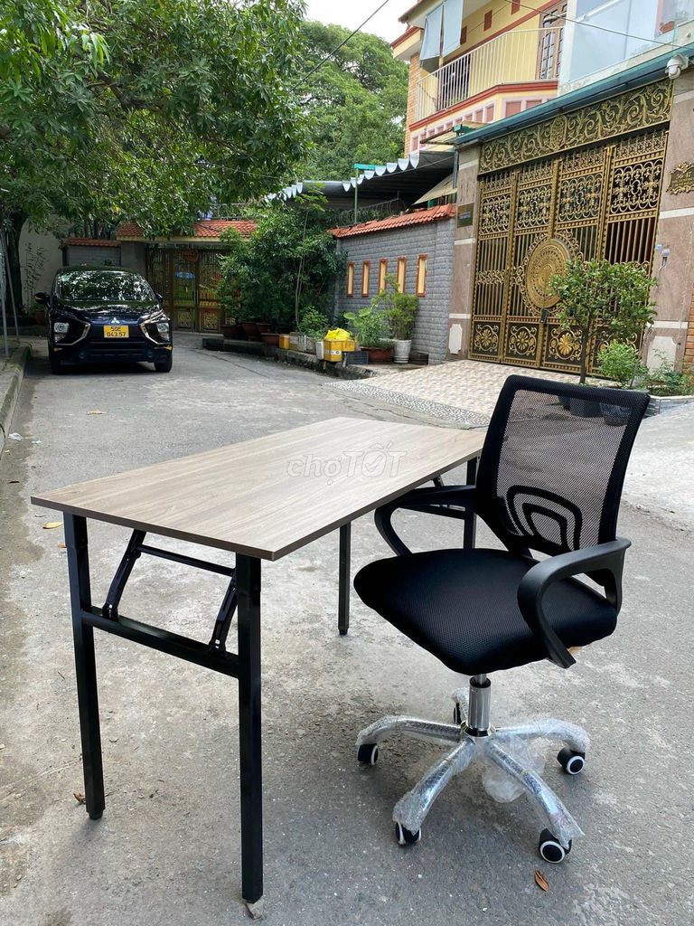COMBO BÀN CHÂN XẾP + GHẾ XOAY NHIỀU MẪU. Mua bán Bàn ghế tại Thành phố Thủ Đức Tp Hồ Chí Minh được đăng bởi Hiền hình 1